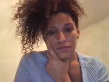 girl Cam Girls At Home Fucking Live with caramelmixed21