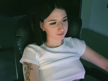 girl Cam Girls At Home Fucking Live with drugidiot_