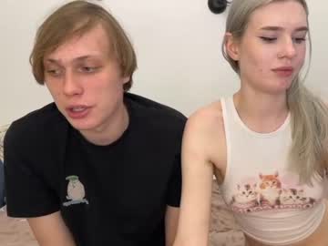 couple Cam Girls At Home Fucking Live with glockoffrog