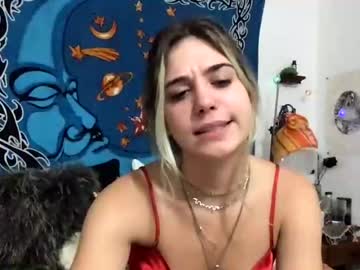 girl Cam Girls At Home Fucking Live with 976eviil