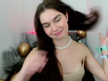girl Cam Girls At Home Fucking Live with charlotte_queenmaeve