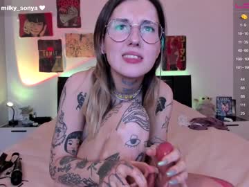 girl Cam Girls At Home Fucking Live with milky_cunt